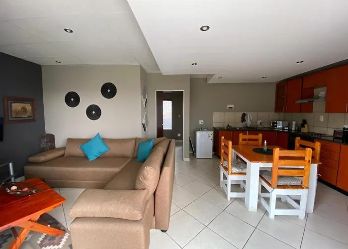 Glenvista Home With A View